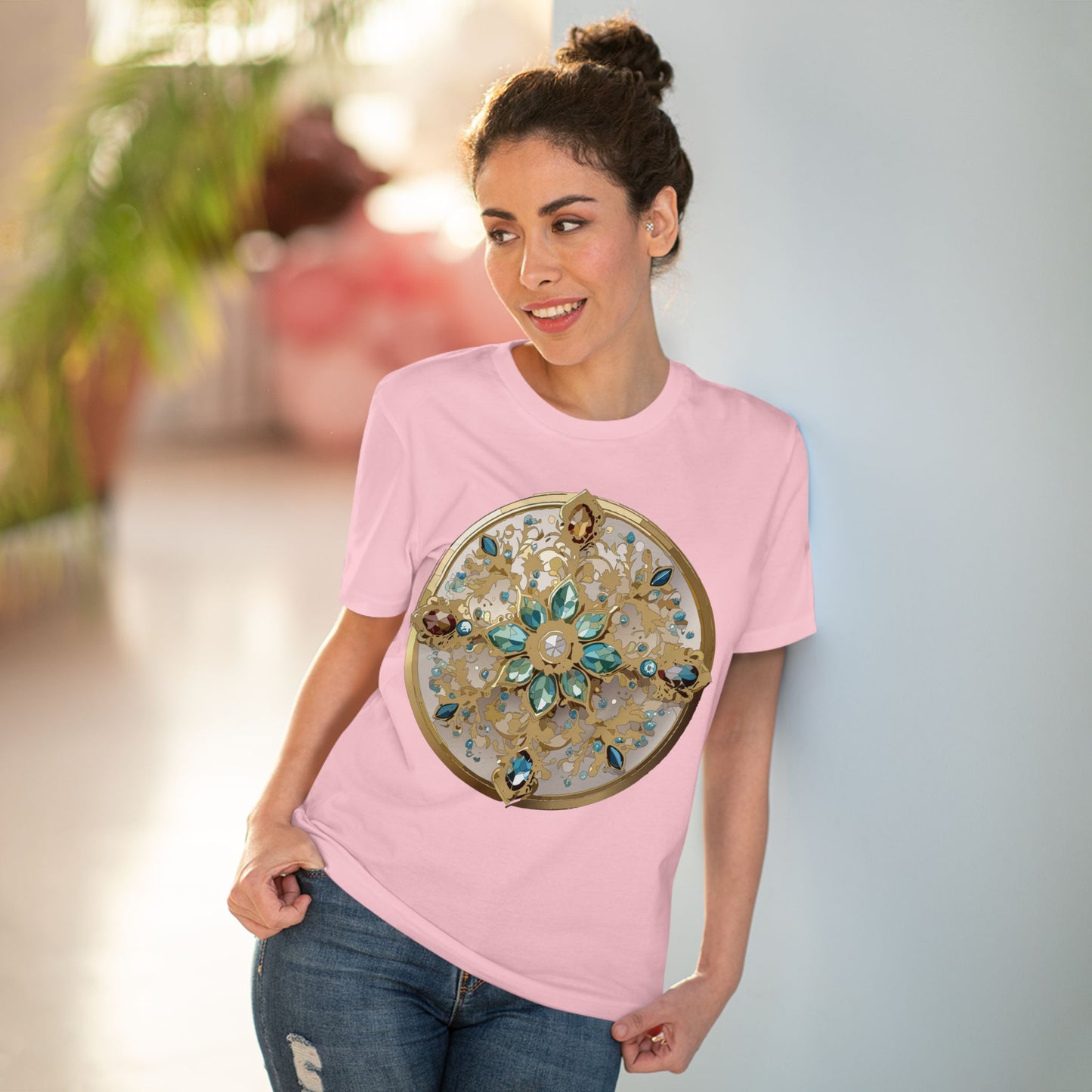 Organic T-shirt with Treasure